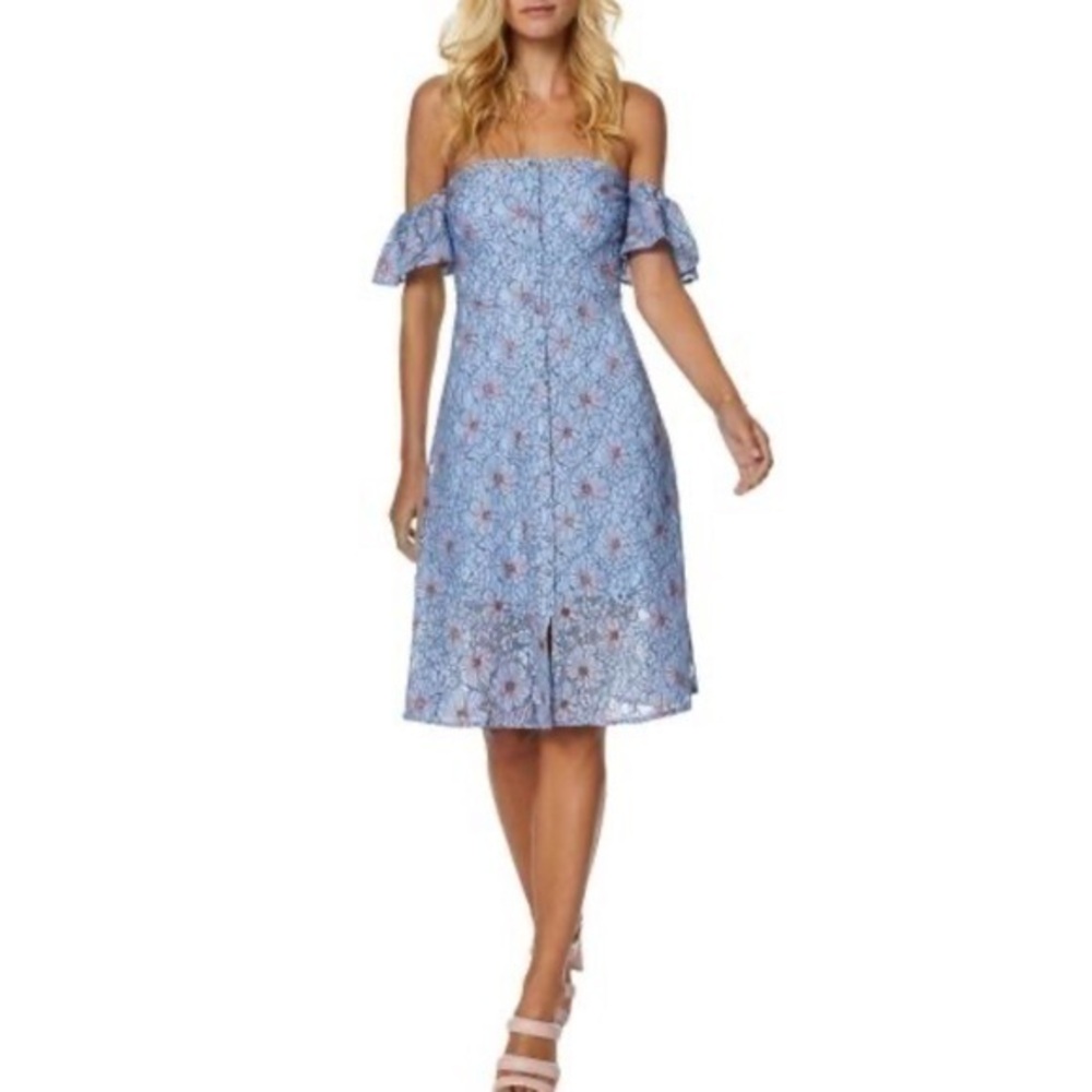 Avec Lea Filles blue floral off shoulder d…